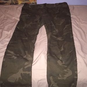 Old navy camo pants